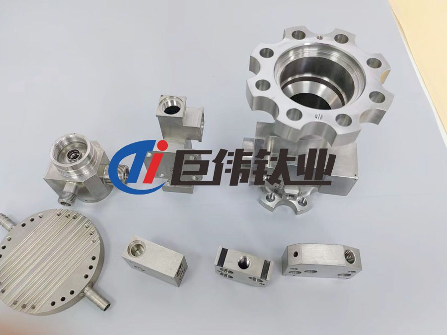 鈦合金3D打印技術(shù)在汽車發(fā)動機用鈦合金螺絲制作中的應用