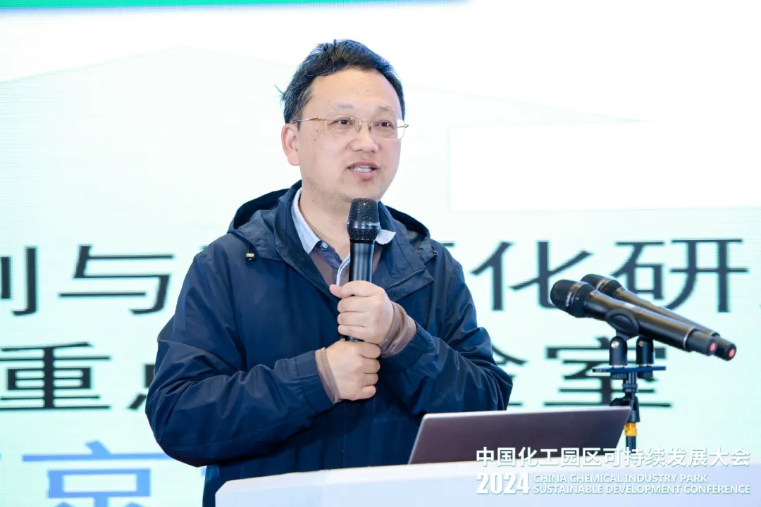 640.webp (1).jpg 640.webp (1).jpg